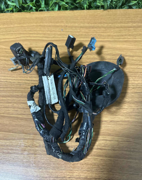 Discovery 3 Chicote Porta Tras. Le 06/13 Discovery 4 Freelander 2 Evoque