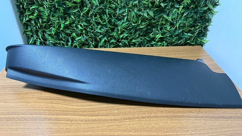 Jetta Acabamento Interno coluna Tras. Ld 11/17