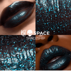 BT Gloss Space- Bruna Tavares na internet