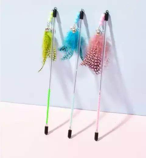 Varita con Cascabel y Pluma (42cm)