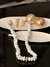 Imagem do COLAR DE MESA DE HOWLITA ROLADA E QUARTZO BANHADO