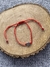 Pulsera macramé roja corazón