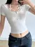 Blusinha botões renda
