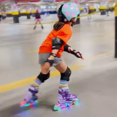 Patins Infantil X-light Roxo com Rodas de LED - 68/70mm ou 70/72mm ABEC-9 - comprar online