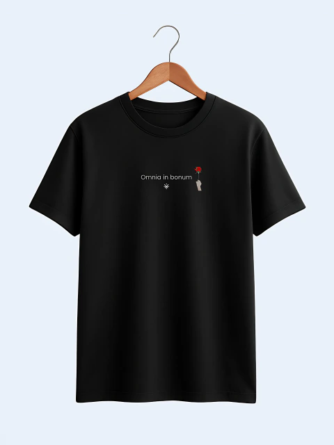 Tshirt Omnia Preta - foto 1