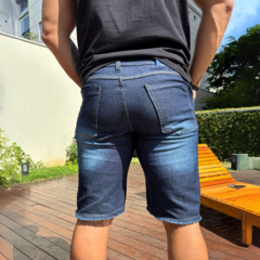 Bermuda Masculina Jeans Azul Escuro Rasgada - Short Jeans Rasgado - Fabricação Própria Lions Jeans - loja online