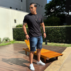 Bermuda Masculina Jeans Azul Escuro Rasgada - Short Jeans Rasgado - Fabricação Própria Lions Jeans - Calça e Bermuda Jeans Masculina de Qualidade Direto da Fábrica - LIONS JEANS