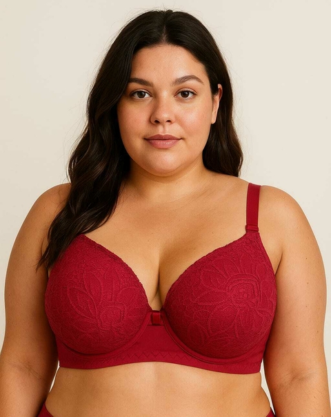 Sutiã plus size  com bojo, aro de sustentação, alças largas e renda delicada. Ideal para busto grande, oferece conforto, firmeza e modelagem perfeita para o dia a dia ou ocasiões especiais