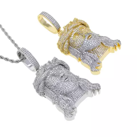 PINGENTE DE CRISTO CRAVEJADO - FÉ BLINDADA - comprar online