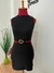 VESTIDO PRETO CANELADO COM DETALHE DOURADO