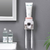 Dispensador dentífrico automático para banheiro.