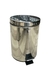 Cesto de basura de metal grande