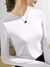 Blusa Bianca na internet