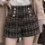 Short Livia na internet