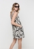 VESTIDO CURTO RETO ESTAMPADO VISCOSE C/ LINHO PRETO E BRANCO - Menina Luz