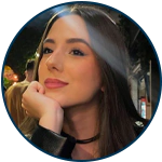 "Achei peças incríveis que combinam com tudo! Qualidade surpreendente e um atendimento que realmente faz a diferença."