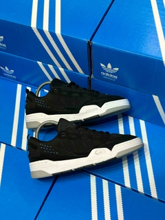 ADIDAS 2000 PRETO/BRANCO