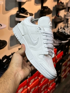 NK DUNK LOW TWIST BRANCO
