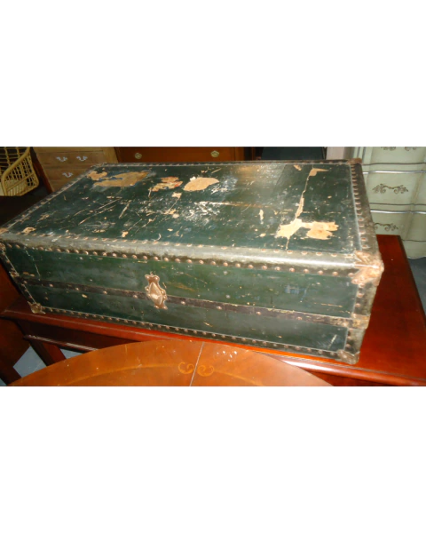 VALIJA BAUL ANTIGUA IDEAL DECORACION O INTERVENIR. COD: 75006 - comprar online
