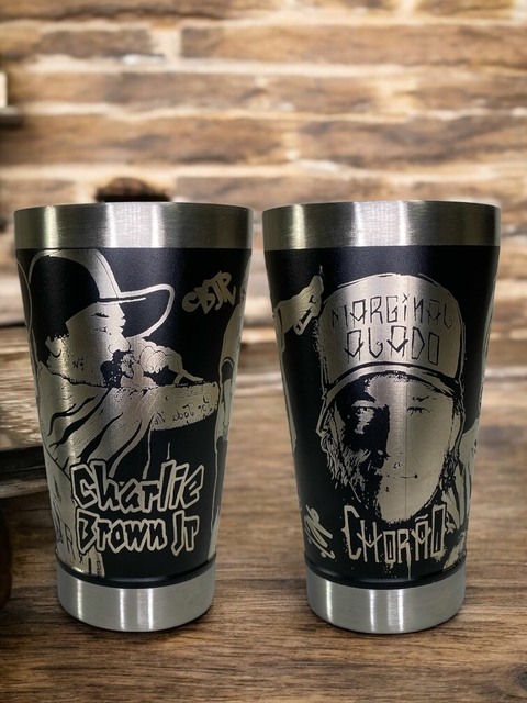 Copo Térmico Personalizado Charlie Brown Jr.- 473ml com Tampa e Abridor