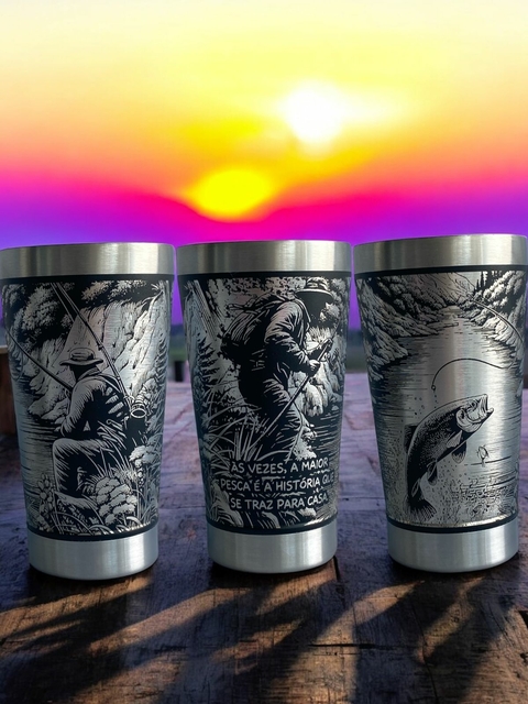 Copo Térmico Personalizado Pescador – Inox 473ml com Arte Gravada e Frase Inspiradora