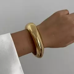 3 estilos, brazaletes de metal vintage. en internet