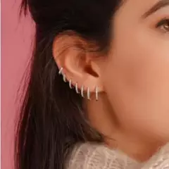 Par de pendientes de aro minimalistas de acero inoxidable, Zirconita.