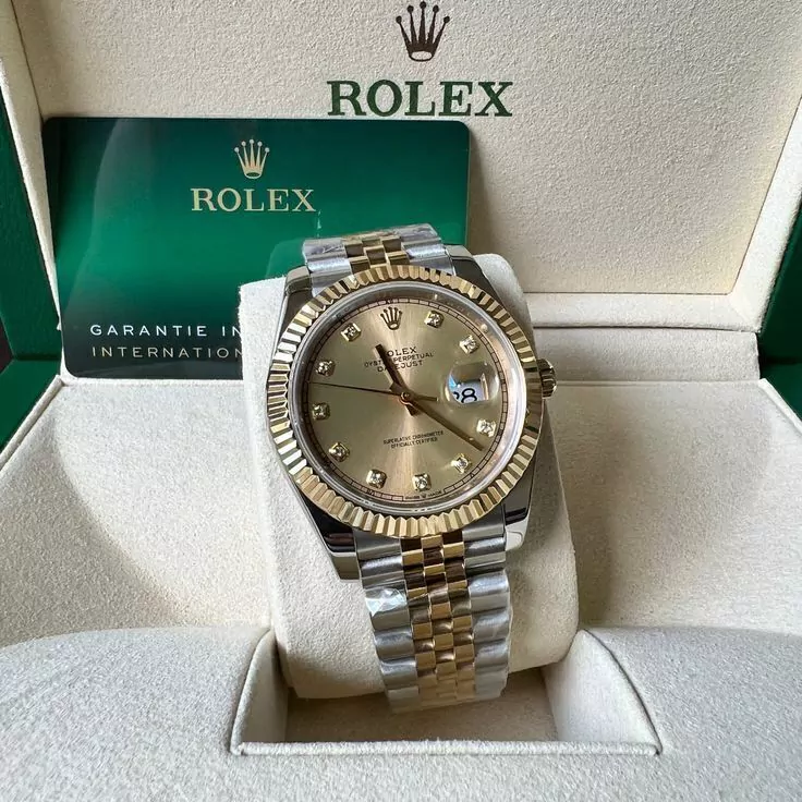Relógio Rolex Datejust 41 mm Dourado e Prata Marcador Dourado