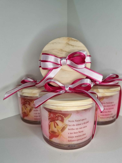 Vela no copo com tampa de madeira