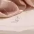 Elegância Suave – Gargantilha com Cristal Flutuante na internet
