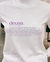 CAMISETA DEUSA BRANCA/ROXO