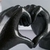 Escultura Decorativa Abstrata Mão Love - Arte que transmite afeto e estilo - comprar online