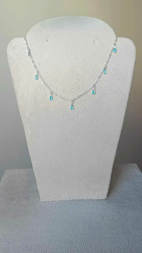 Choker de Gota na Cor Azul-Claro