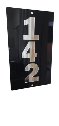 Placa Vertical de Número Residencial – Estilo moderno e alta durabilidade! - Ateliê Anart's