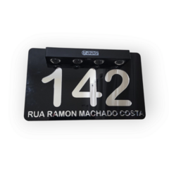 Placa de Número Residencial com Iluminação Solar – Estilo e visibilidade para sua fachada! na internet