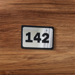 Placa de Número para Apartamento ou Sala – Personalização com elegância e praticidade! - comprar online