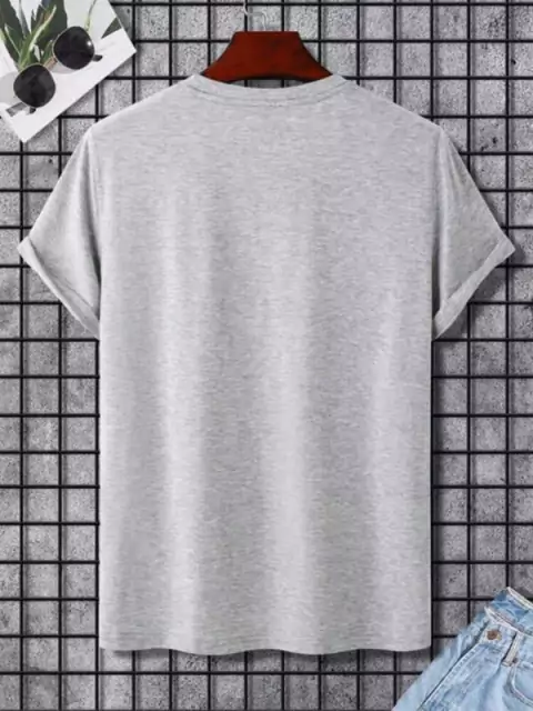 Camisa Estampa Triângulo - comprar online