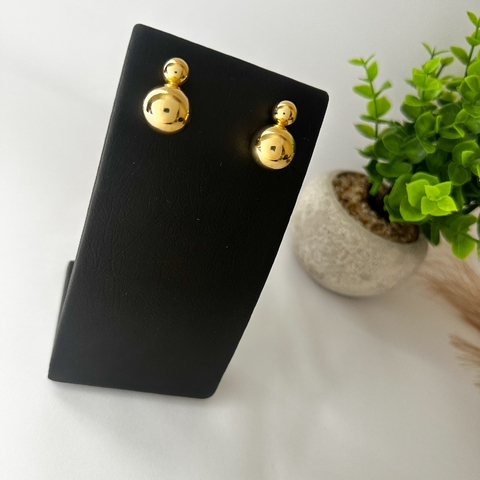 Brinco Luana Bola — Banhado a Ouro 18k (9mm e 16mm)