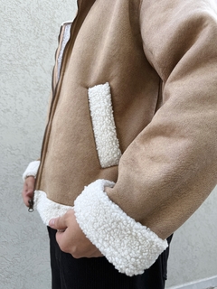 CAMPERA SÍMIL AUSTRI SUELA