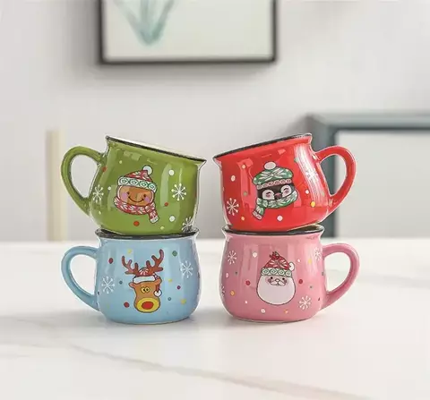 Encanto Natalino – Mini Canecas em Cerâmica 150ml com Desenhos de Natal
