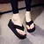 Chinelos femininos de verão, salto alto, branco, coreano Slope Flip Flops, plat na internet