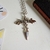 Collar de cruz vampírica - Monster store