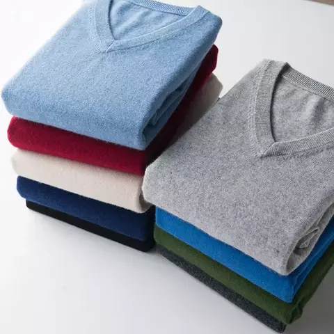 Pulôver com decote em v e redondo, em cashmere mistura de algodão quente. Grif Domo - comprar online