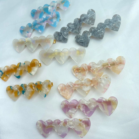 Conjunto presilha de Acetato Coração - Val Acessorios