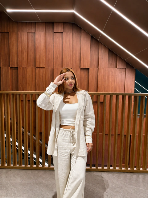 Conjunto Kaia Off White Risca de Giz