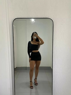 Vestido Curto Tubinho Manga Longa Elegante na internet