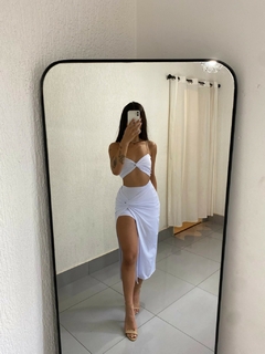 Conjunto Top e Saia Longa Feminino na internet