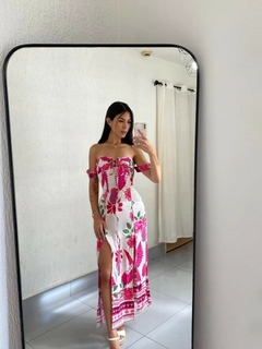 Vestido Feminino Longo com Fenda