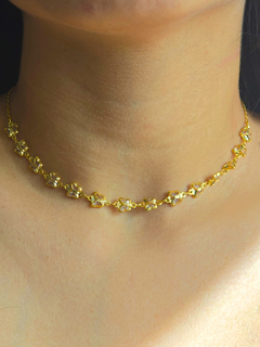 Colar Chocker Folheados a Ouro Borboleta