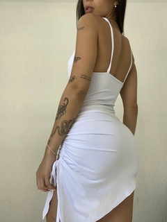 Vestido Curto Colado Tubinho com Fenda e Alça Franzir - loja online